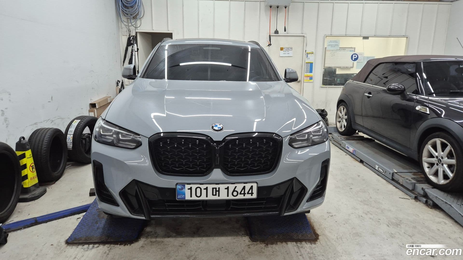 Main__Slider__Photo:X4 BMW 2025.2-0