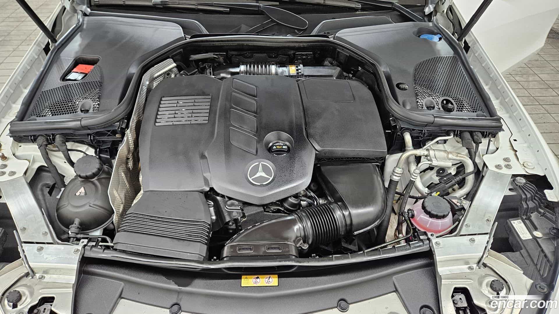 CLS-Class Mercedes-Benz 2022.4-INNER-006