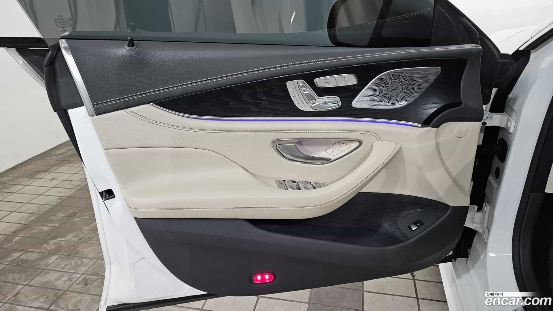 CLS-Class Mercedes-Benz 2022.4-OPTION-019
