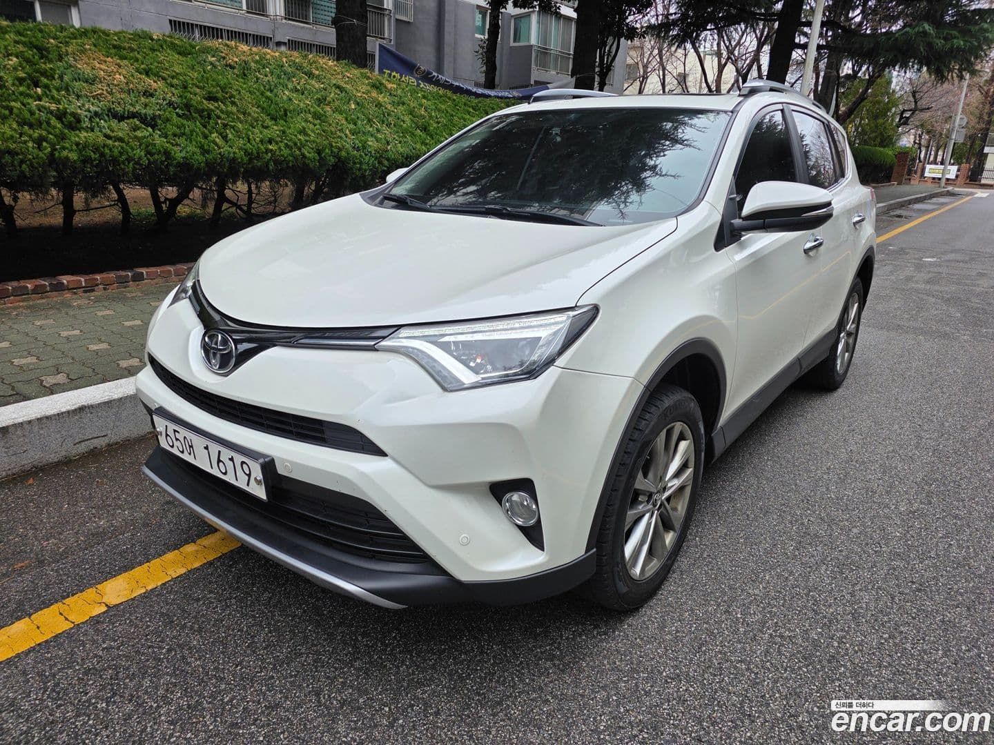 Main__Slider__Photo:RAV4 Toyota 2017.11-0
