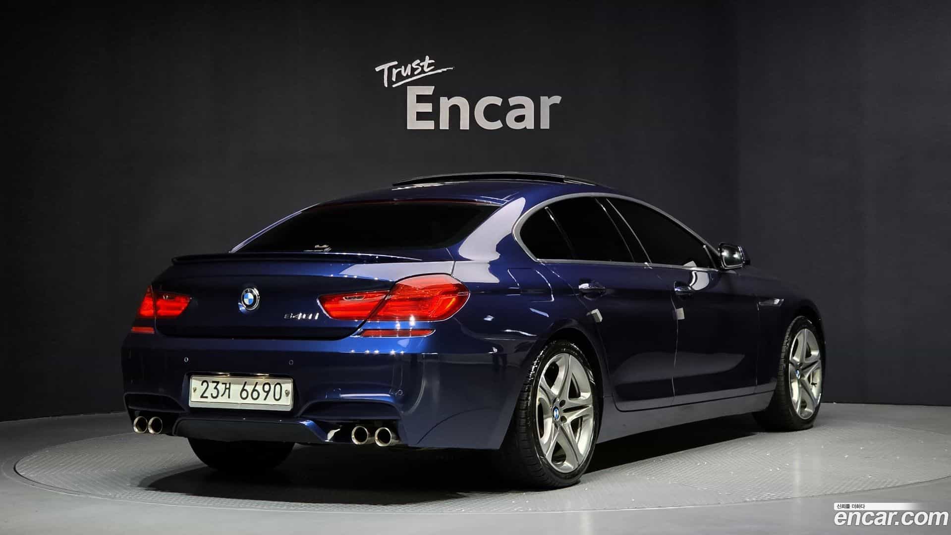 6-Series BMW 2012.6-OUTER-002