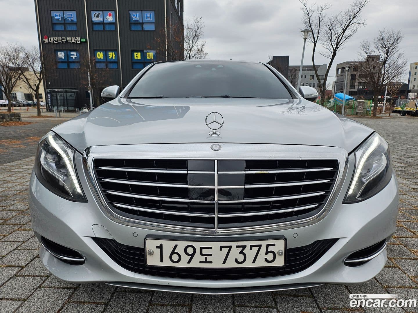 Main__Slider__Photo:S-Class Mercedes-Benz 2014.9-0