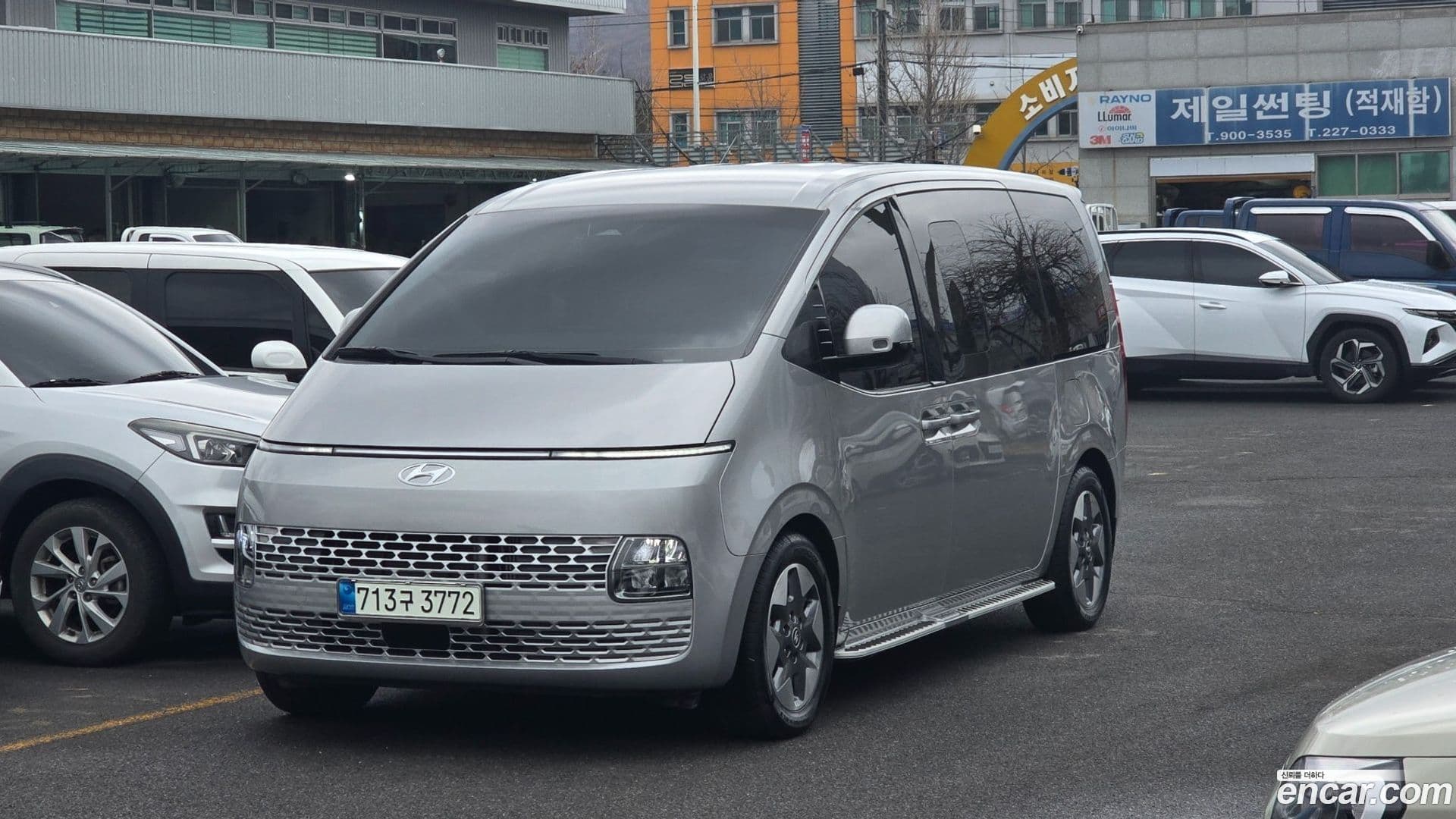 Main__Slider__Photo:Staria Hyundai 2022.0-0