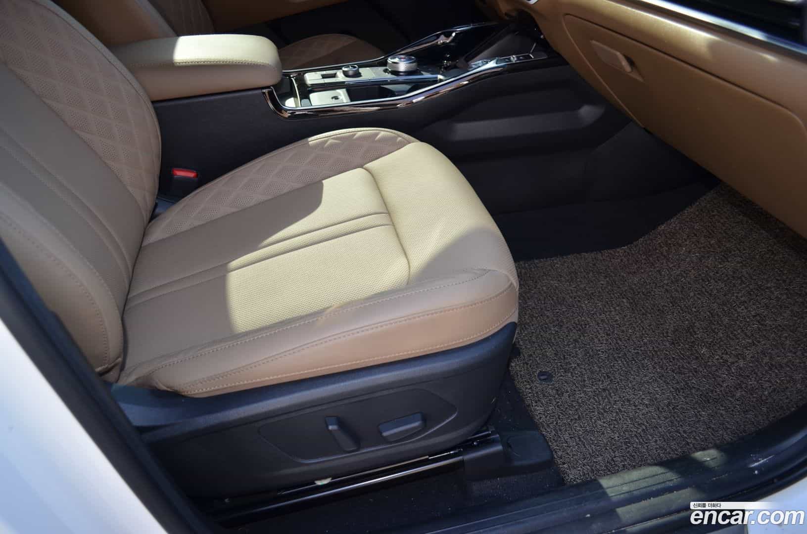 Sorento Kia 2023.7-OPTION-021