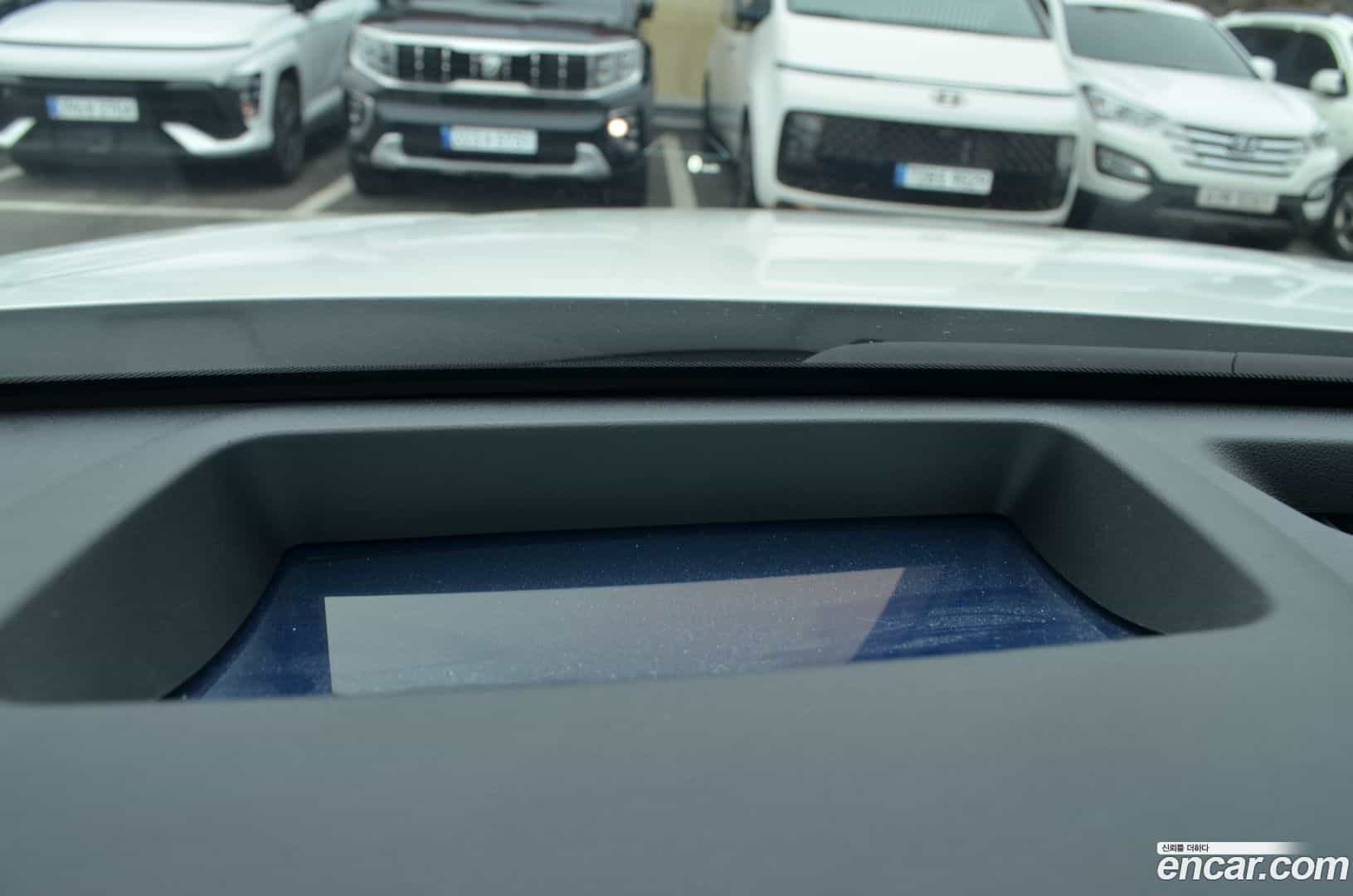 Sorento Kia 2023.7-OPTION-024