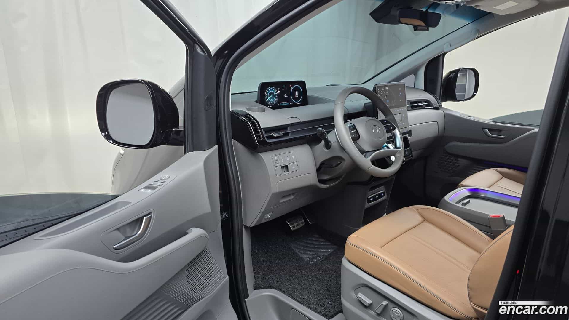 Staria Hyundai 2024.9-INNER-010