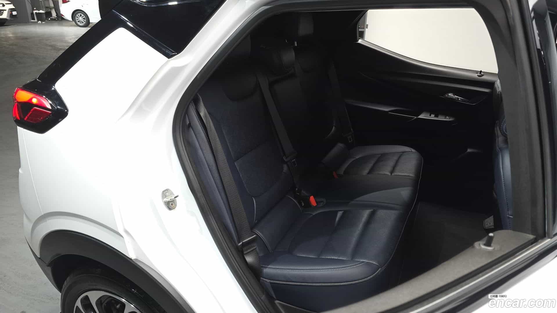 볼트 EUV Chevrolet 2023.3-OPTION-015