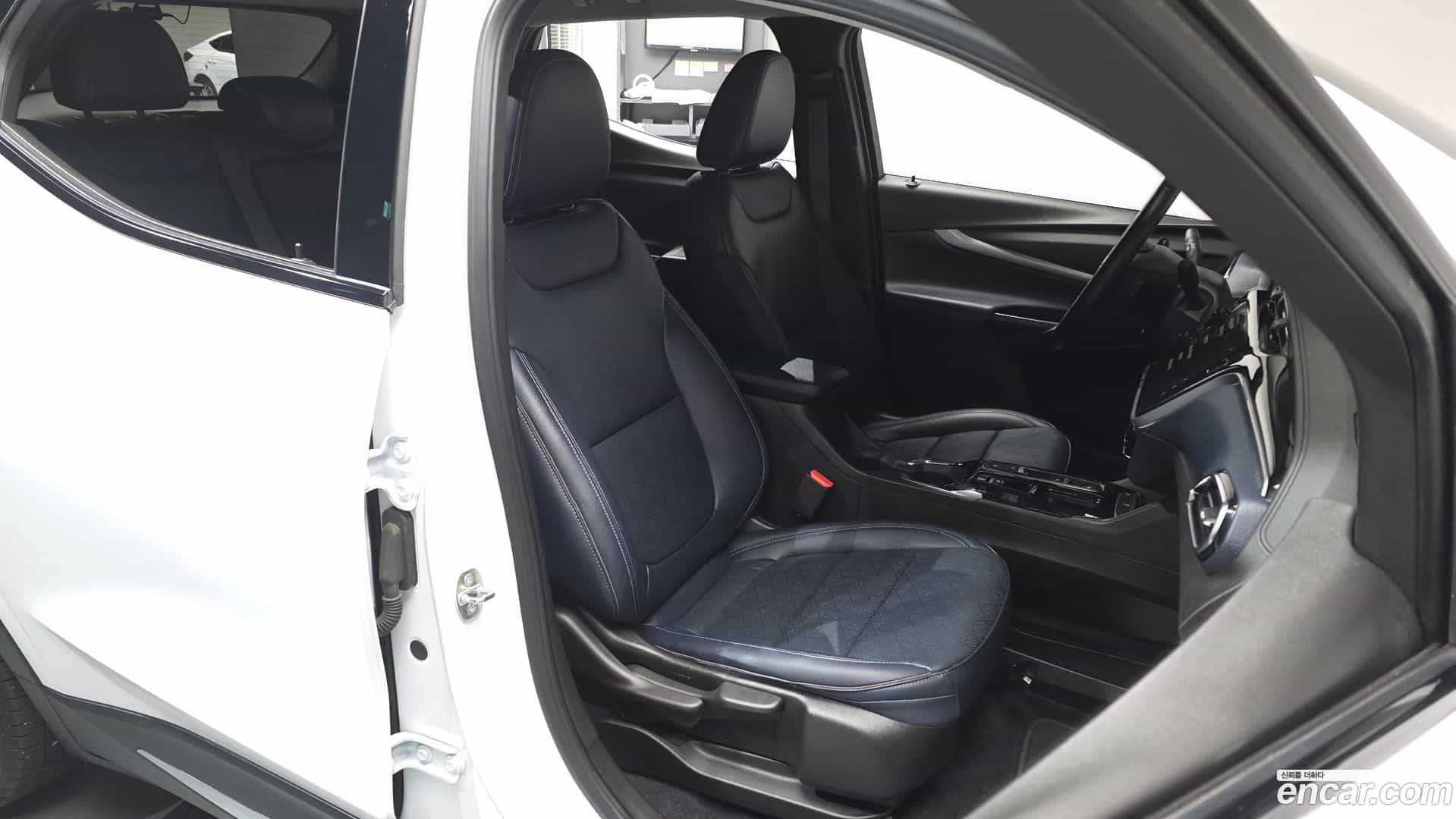 볼트 EUV Chevrolet 2023.3-OPTION-016