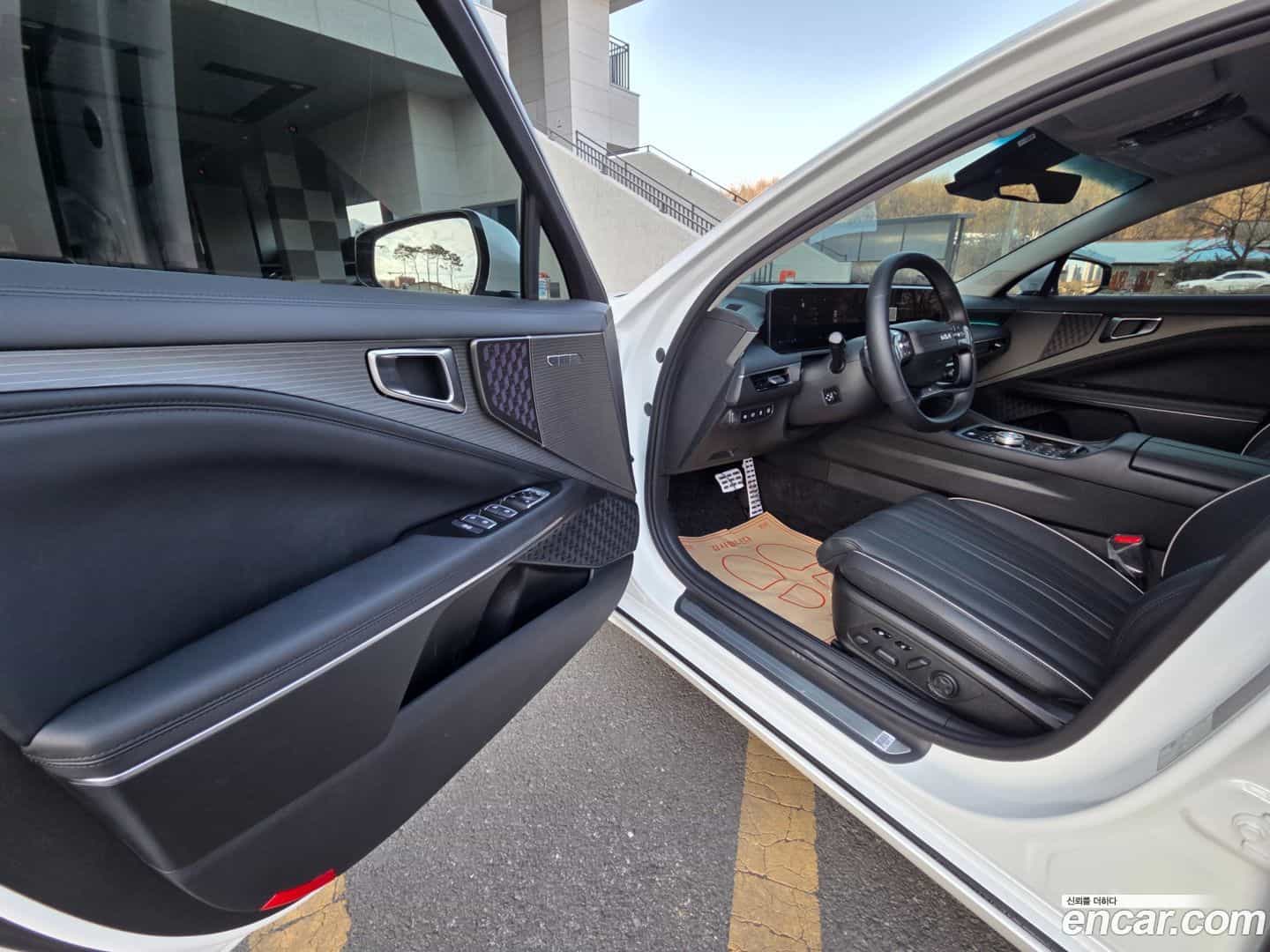 K8 Kia 2025.10-OPTION-016