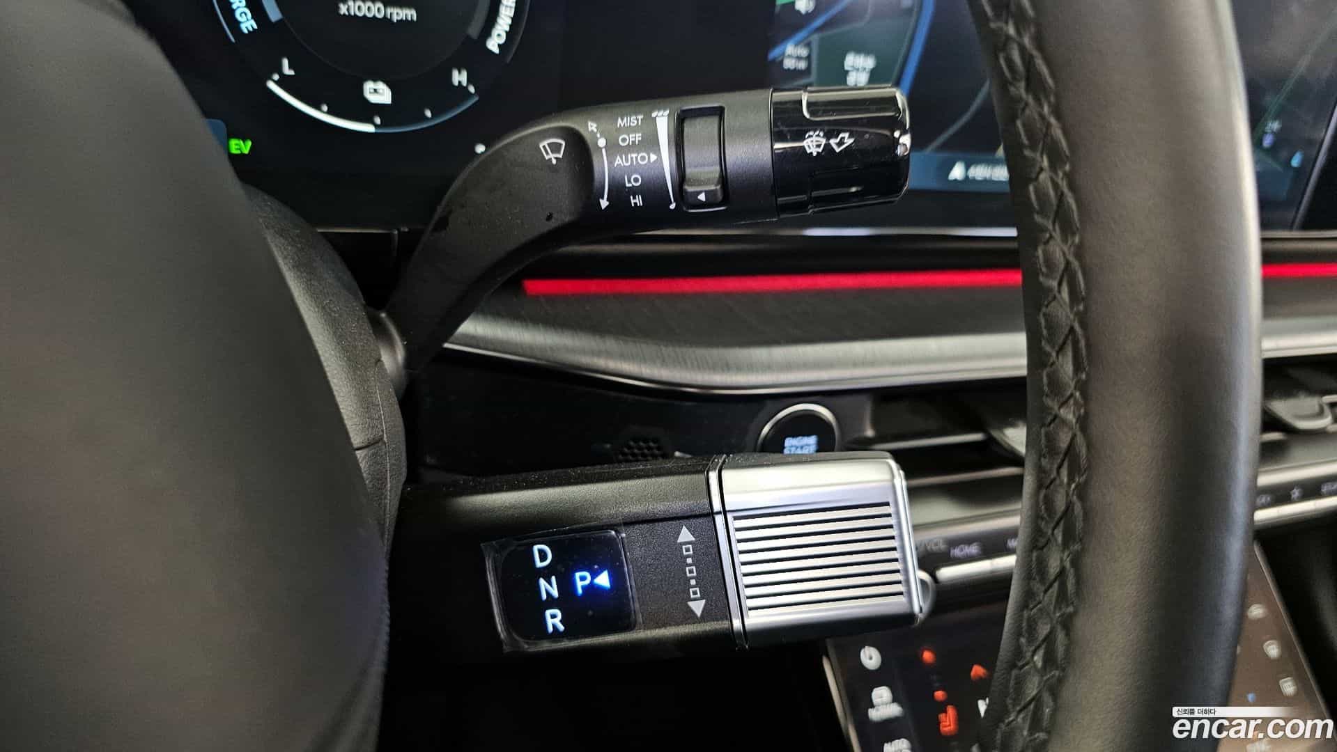 Grandeur Hyundai 2024.1-INNER-009