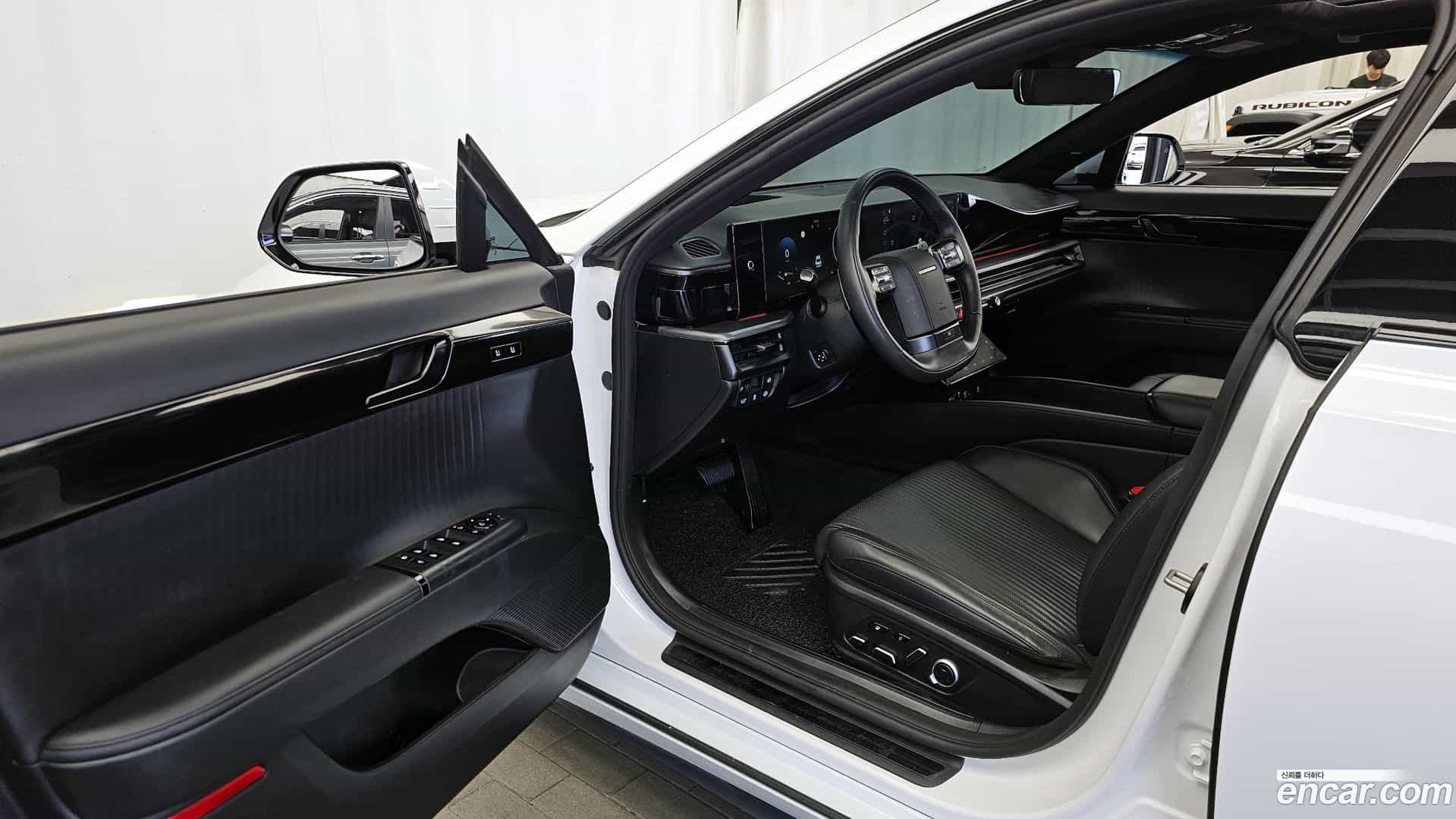 Grandeur Hyundai 2024.1-INNER-010