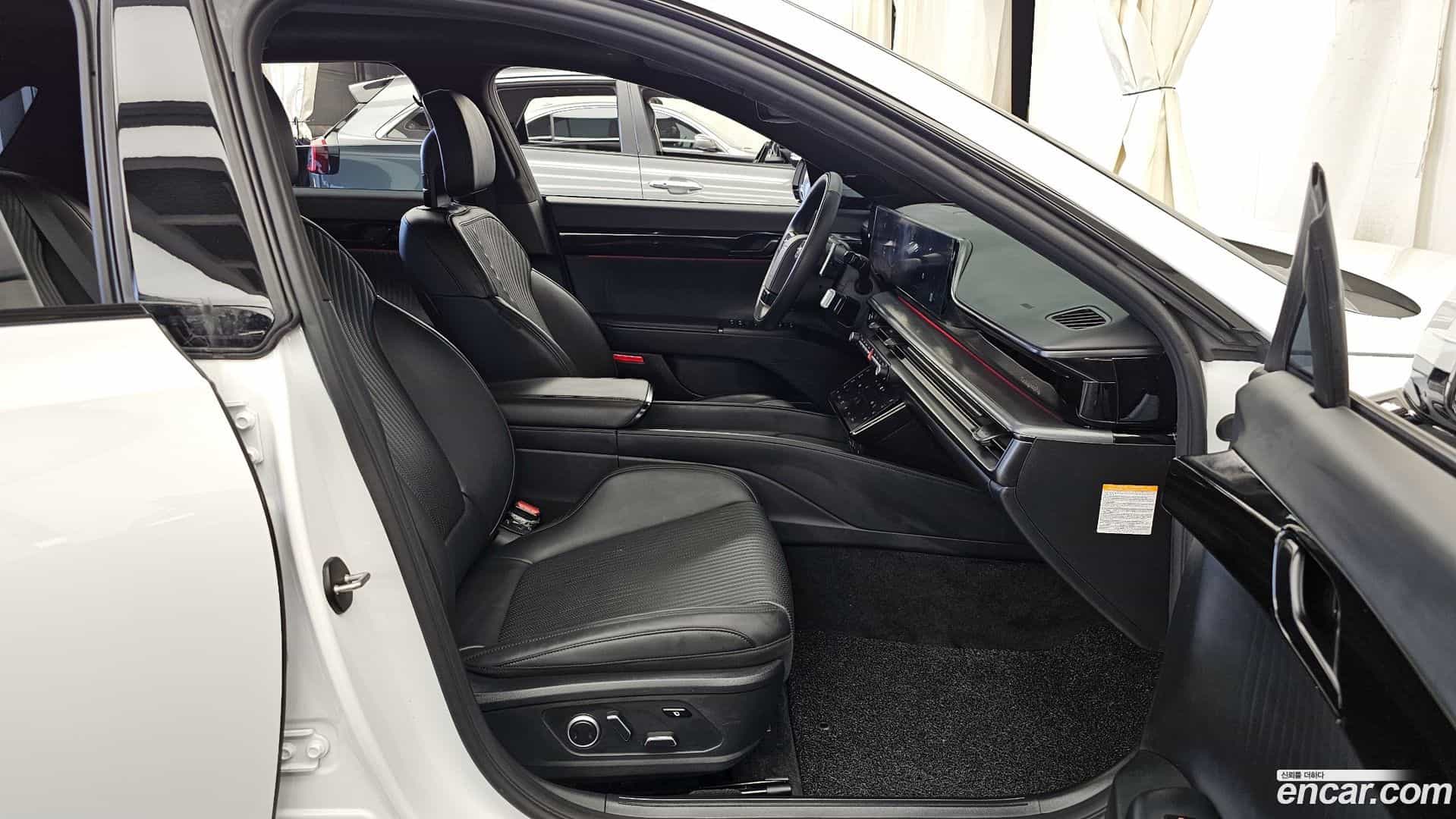 Grandeur Hyundai 2024.1-OPTION-015