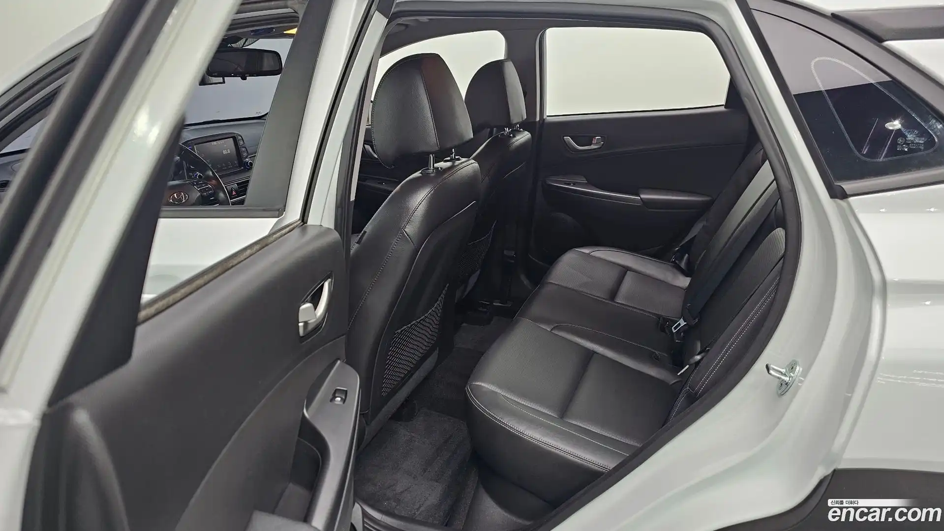 Kona Hyundai 2017.9-OPTION-016