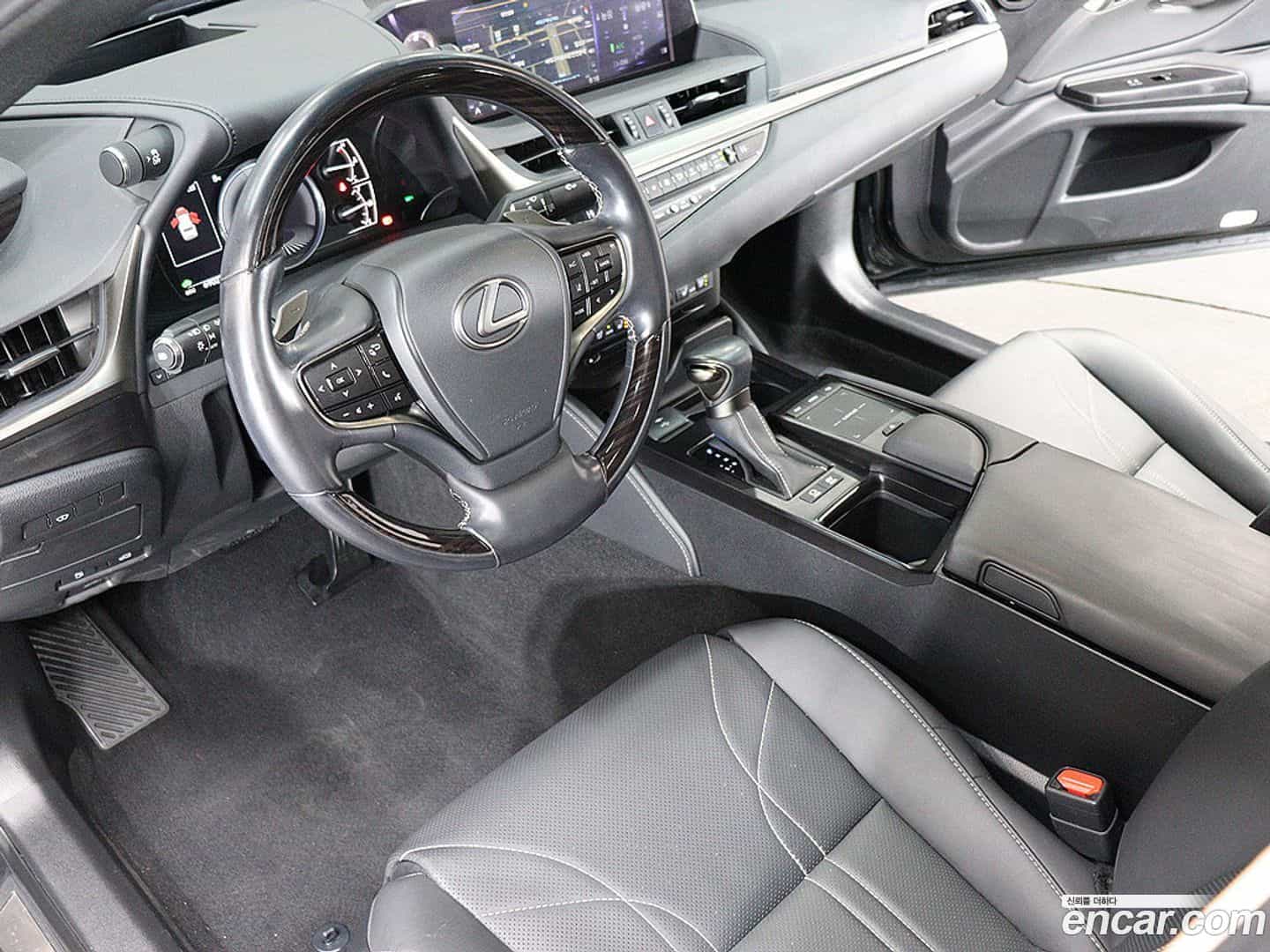 ES Lexus 2021.5-OPTION-016