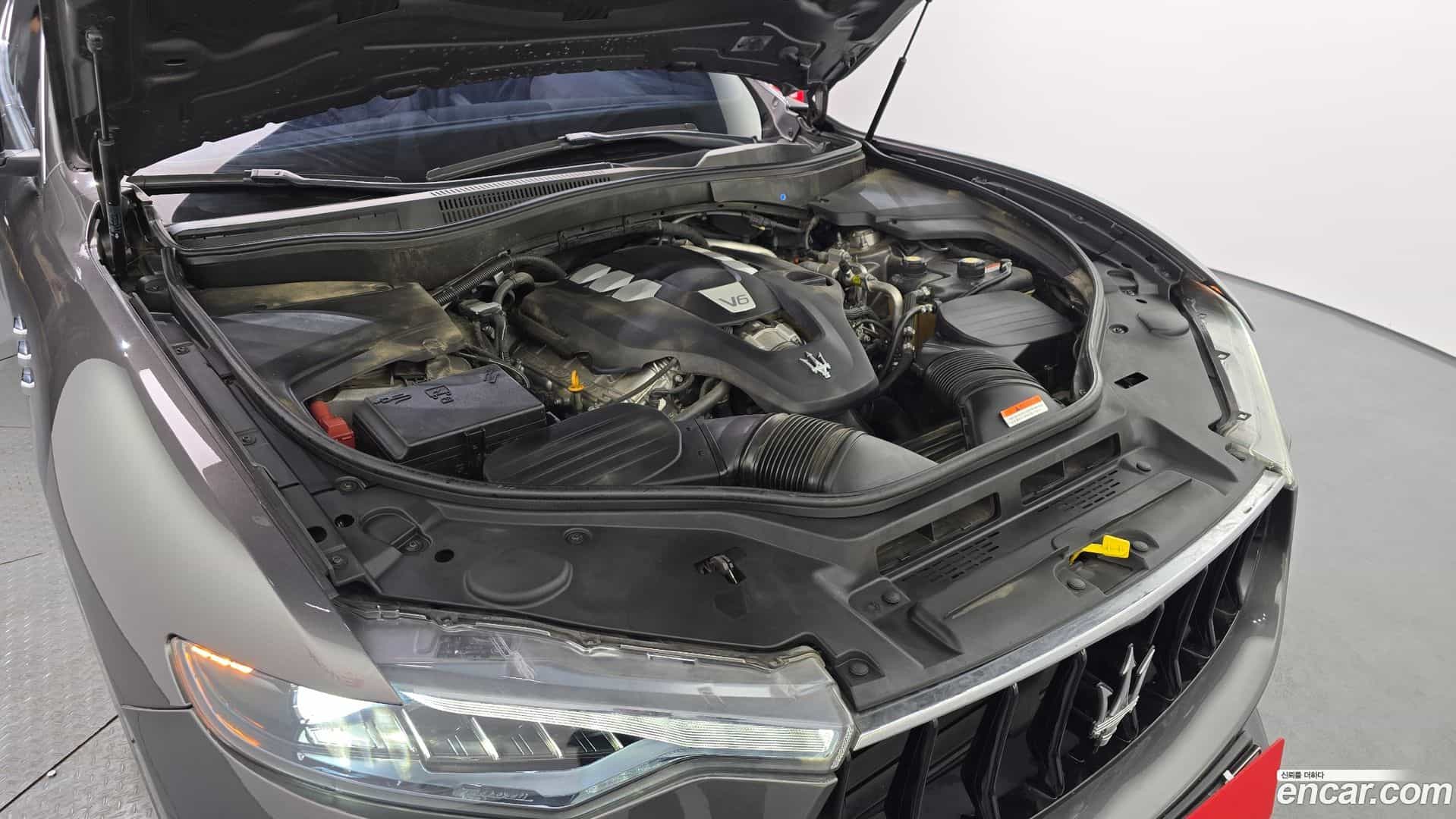 Levante Maserati 2020.11-INNER-006