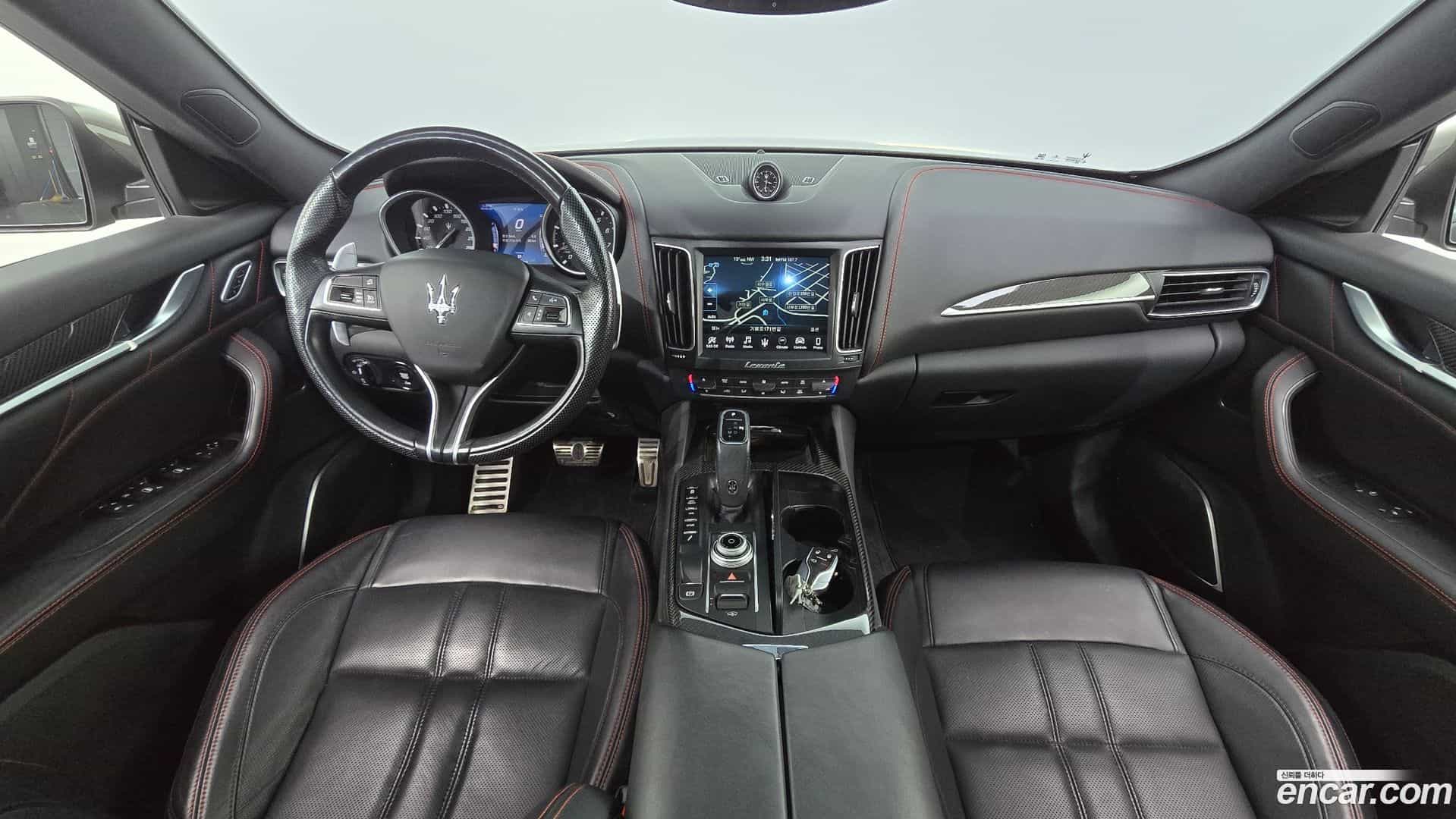 Levante Maserati 2020.11-INNER-007
