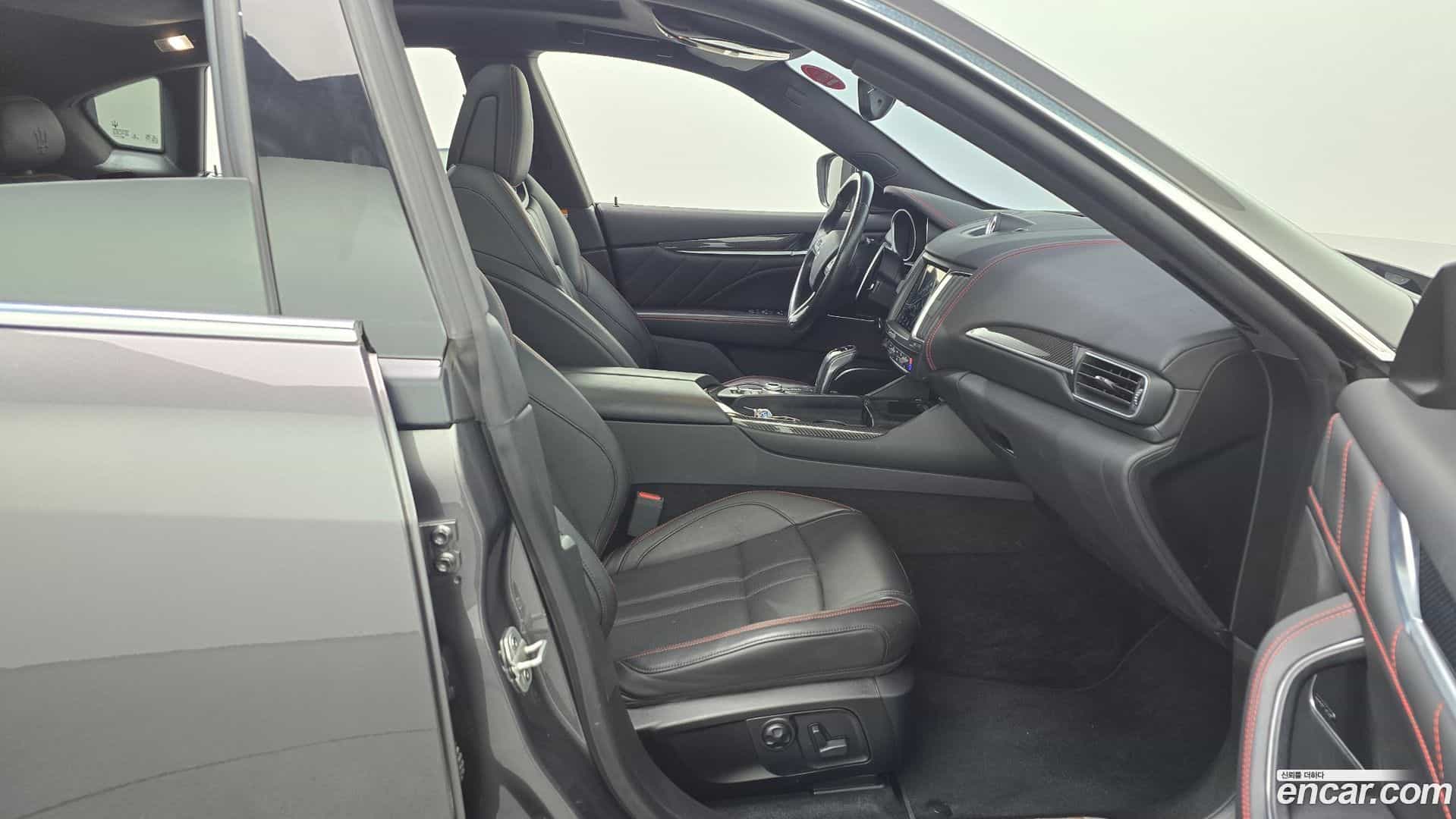 Levante Maserati 2020.11-OPTION-015