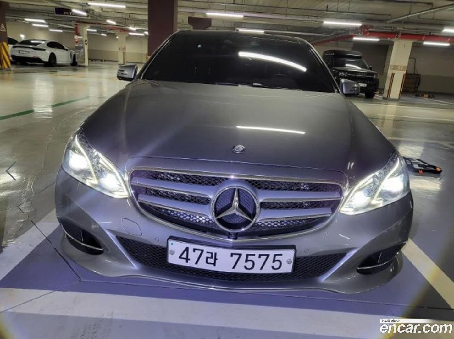 Main__Slider__Photo:E-Class Mercedes-Benz 2015.0-0