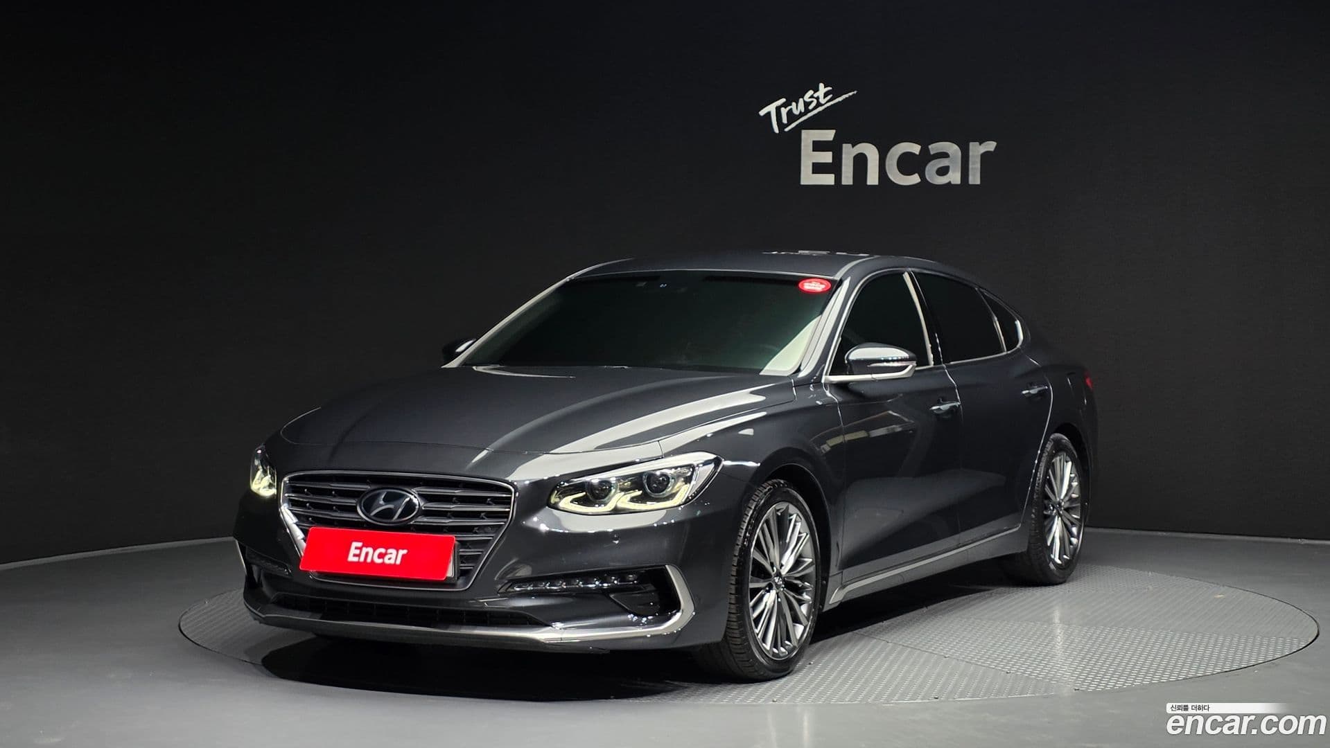 Main__Slider__Photo:Grandeur Hyundai 2018.2-0
