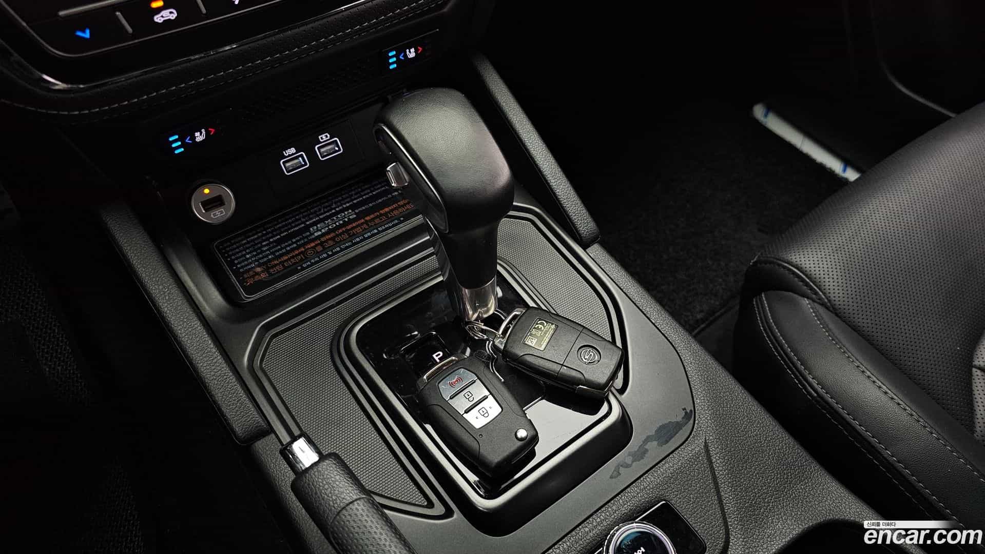 Rexton KG Mobility 2022.0-INNER-009