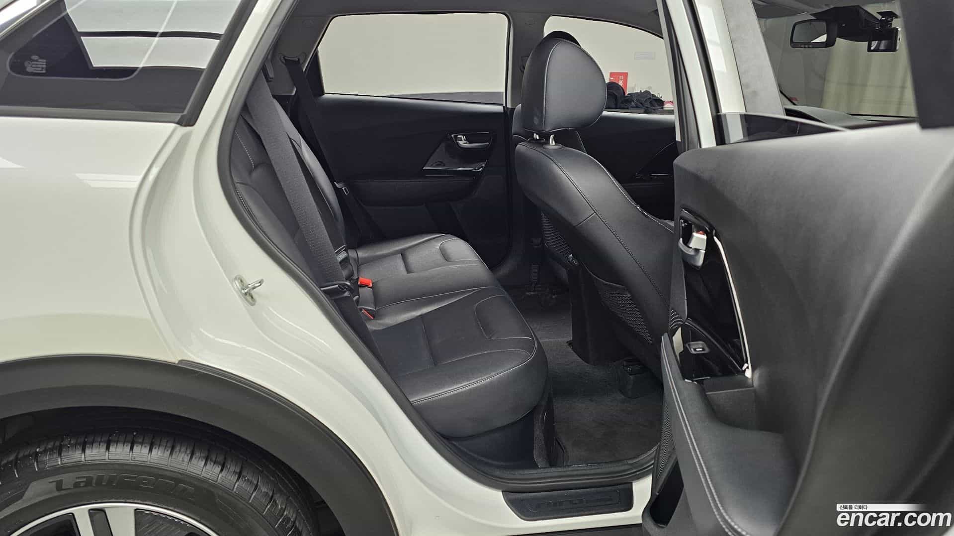 Niro Kia 2021.3-OPTION-016