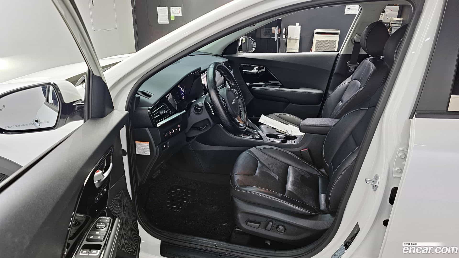 Niro Kia 2021.11-INNER-010