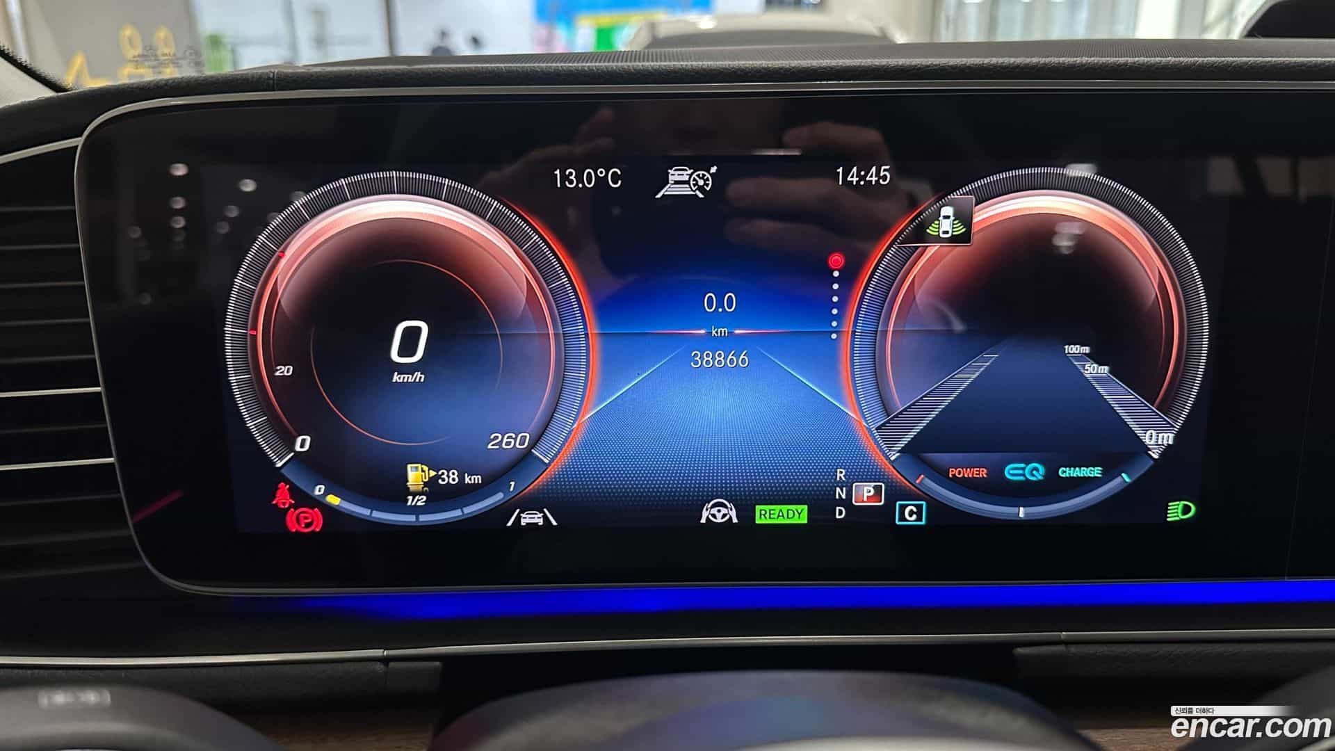 GLE-Class Mercedes-Benz 2021.3-INNER-008