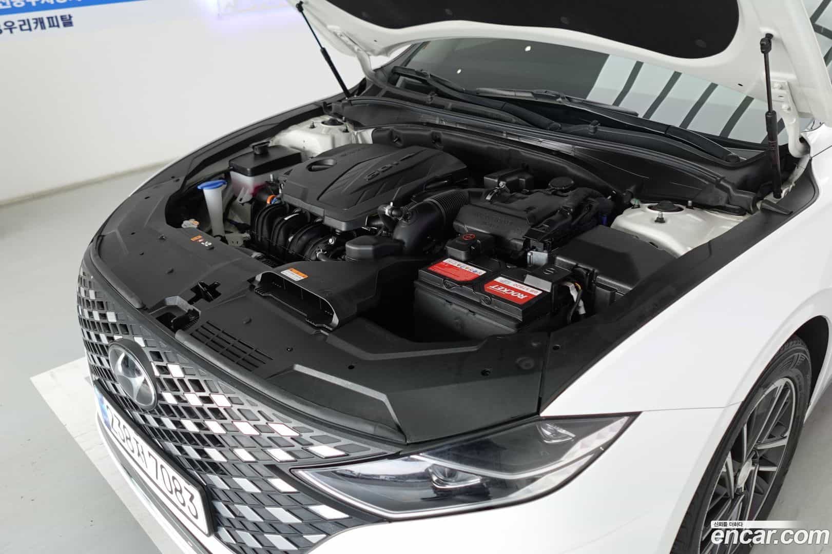 Grandeur Hyundai 2021.0-INNER-009