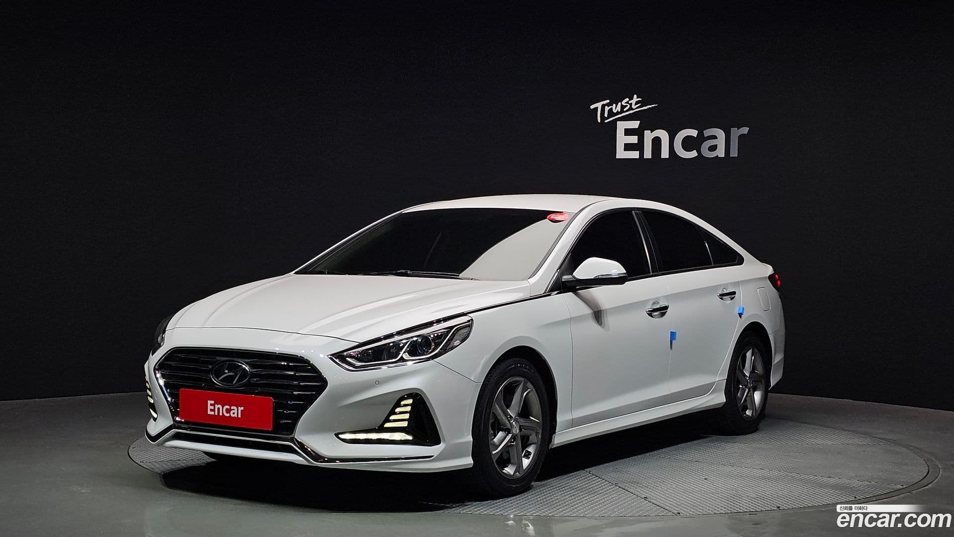 Main__Slider__Photo:Sonata Hyundai 2017.2-0