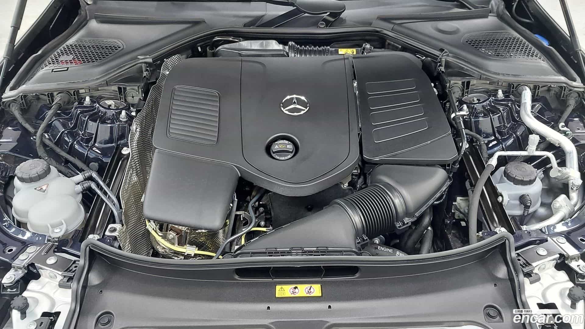 E-Class Mercedes-Benz 2025.4-OUTER-006