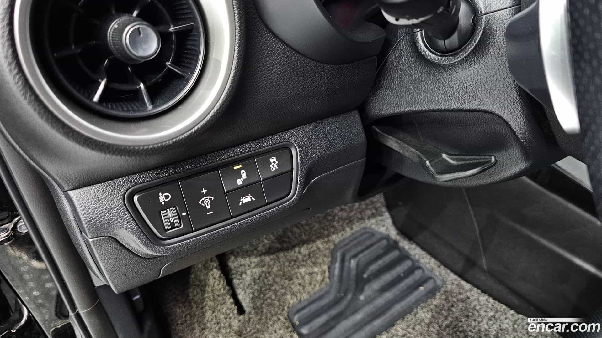K3 Kia 2020.5-INNER-010