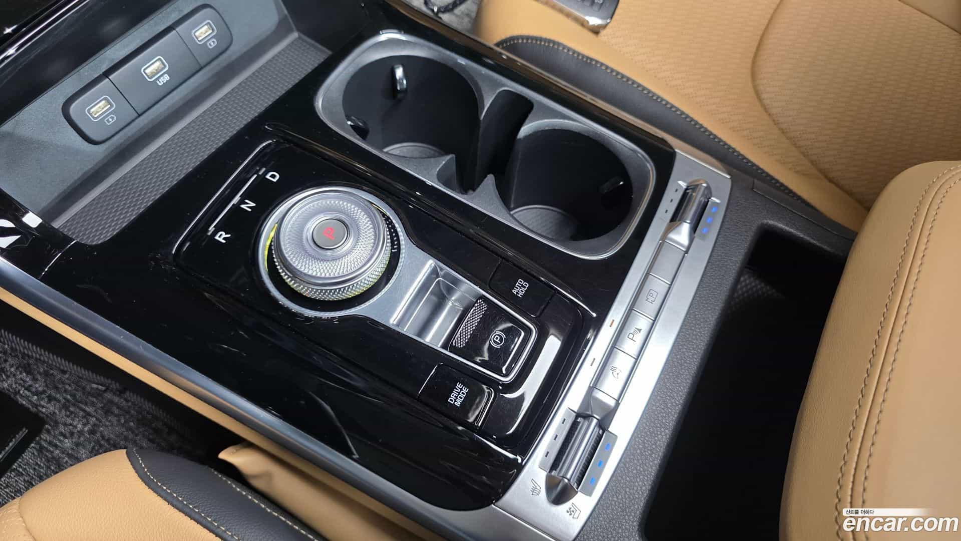 Canival Kia 2023.1-INNER-009