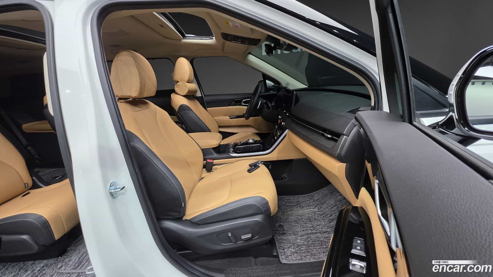 Canival Kia 2023.1-INNER-010