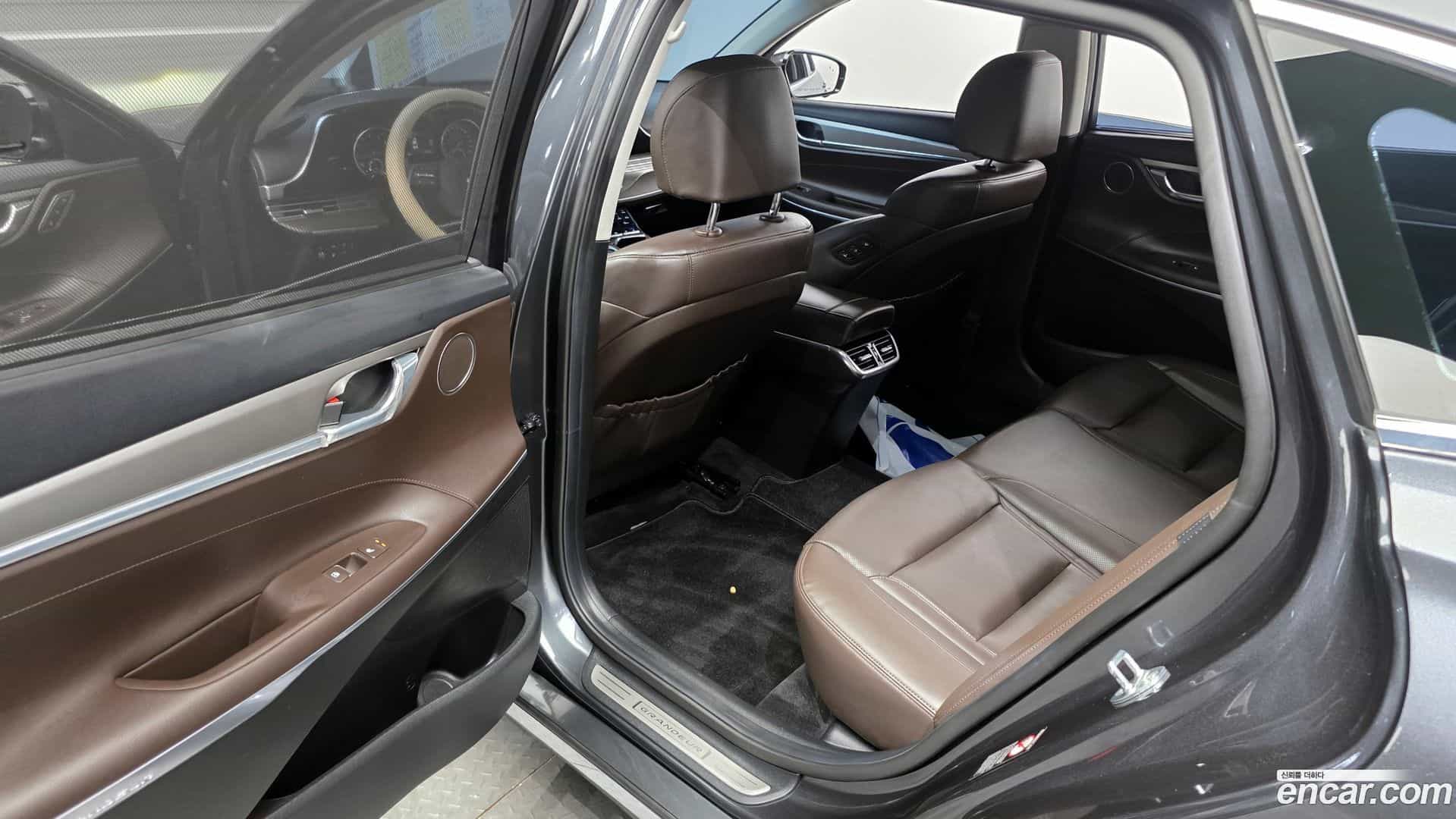 Grandeur Hyundai 2020.7-OPTION-015