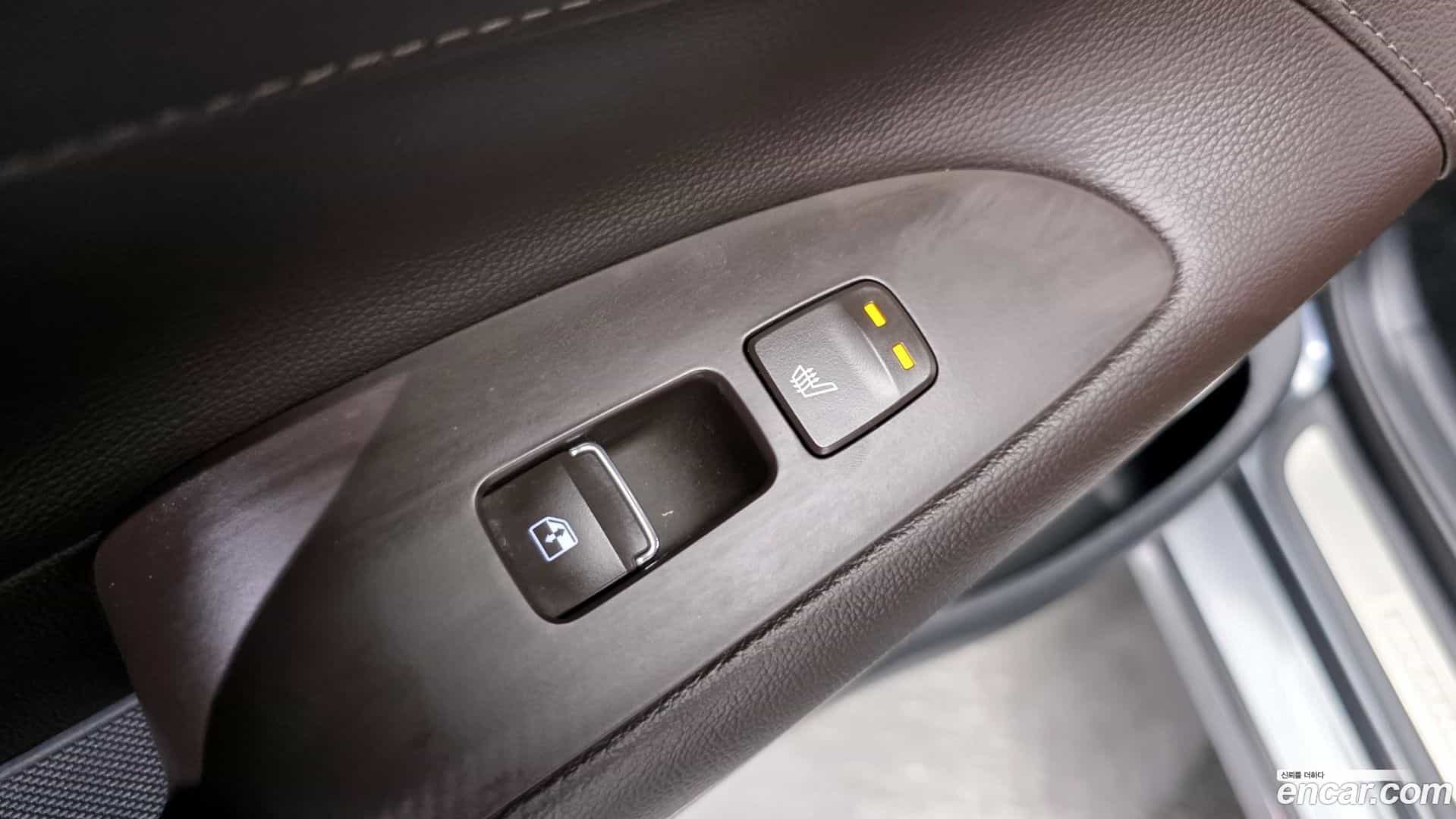 Grandeur Hyundai 2020.7-OPTION-023