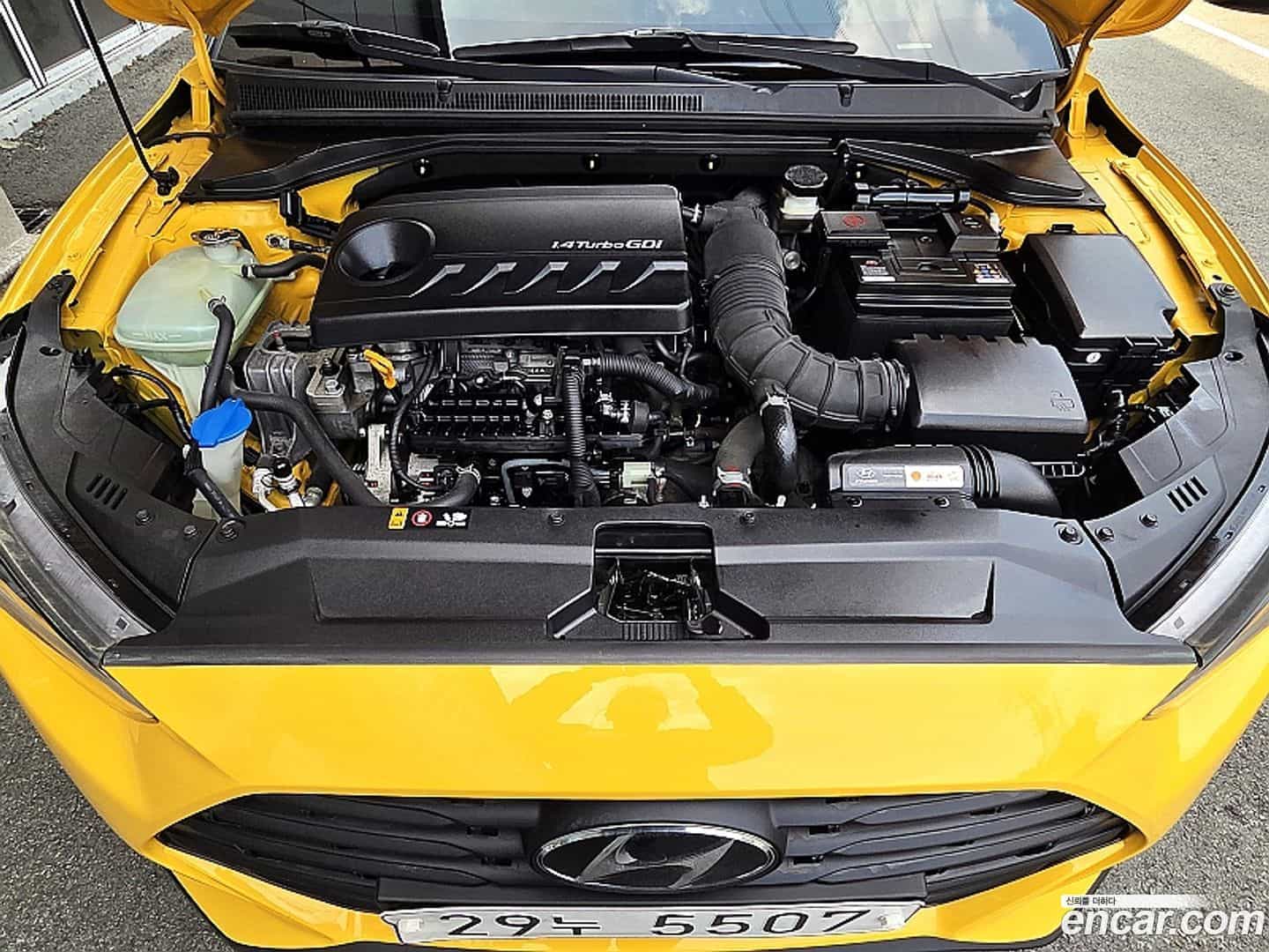 Veloster Hyundai 2018.2-OPTION-021