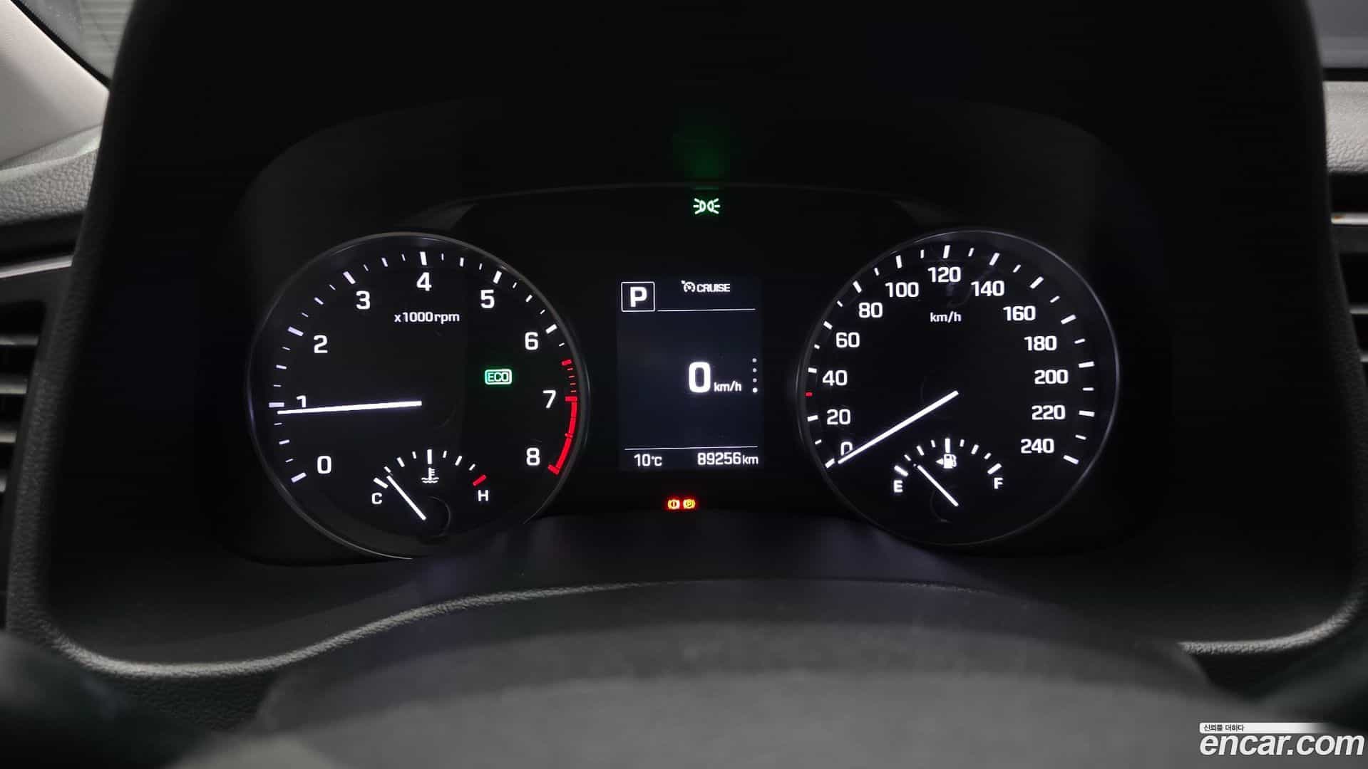 AVANTE Hyundai 2016.6-INNER-008