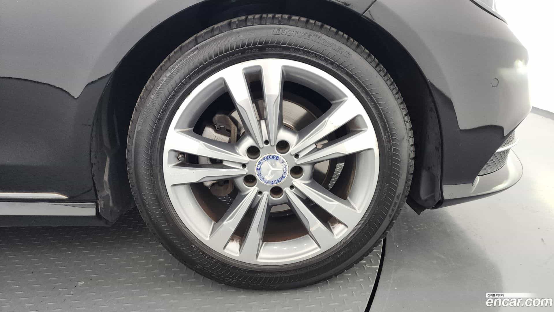 E-Class Mercedes-Benz 2014.11-OUTER-005