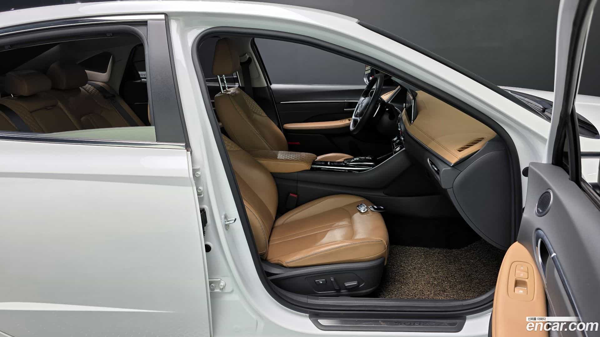Sonata Hyundai 2019.3-INNER-010