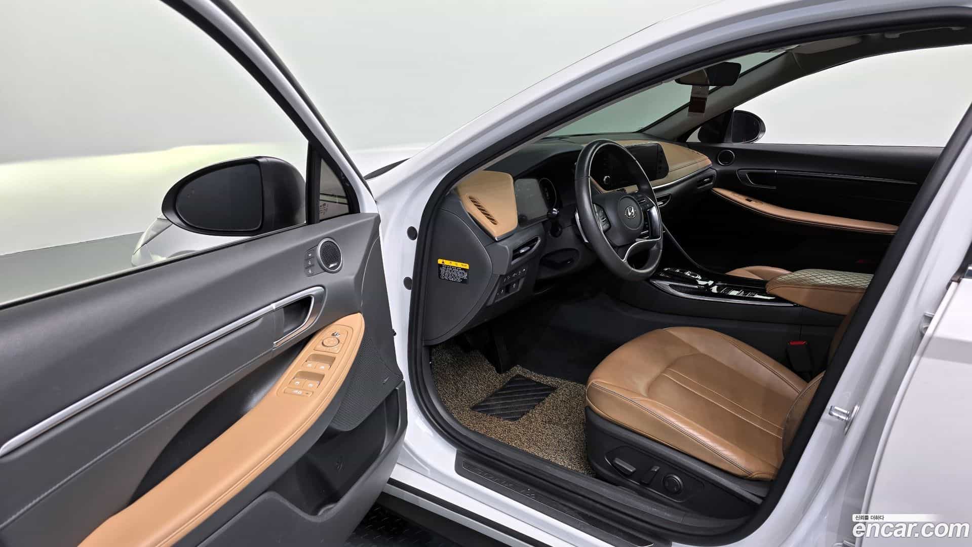 Sonata Hyundai 2019.3-OPTION-015