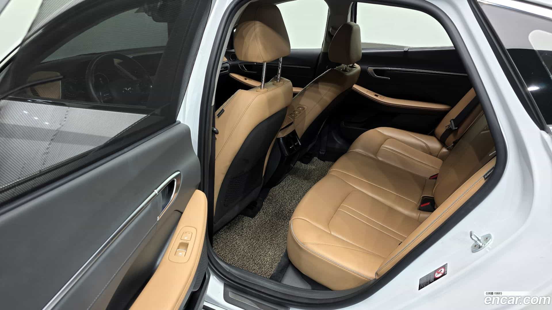 Sonata Hyundai 2019.3-OPTION-016