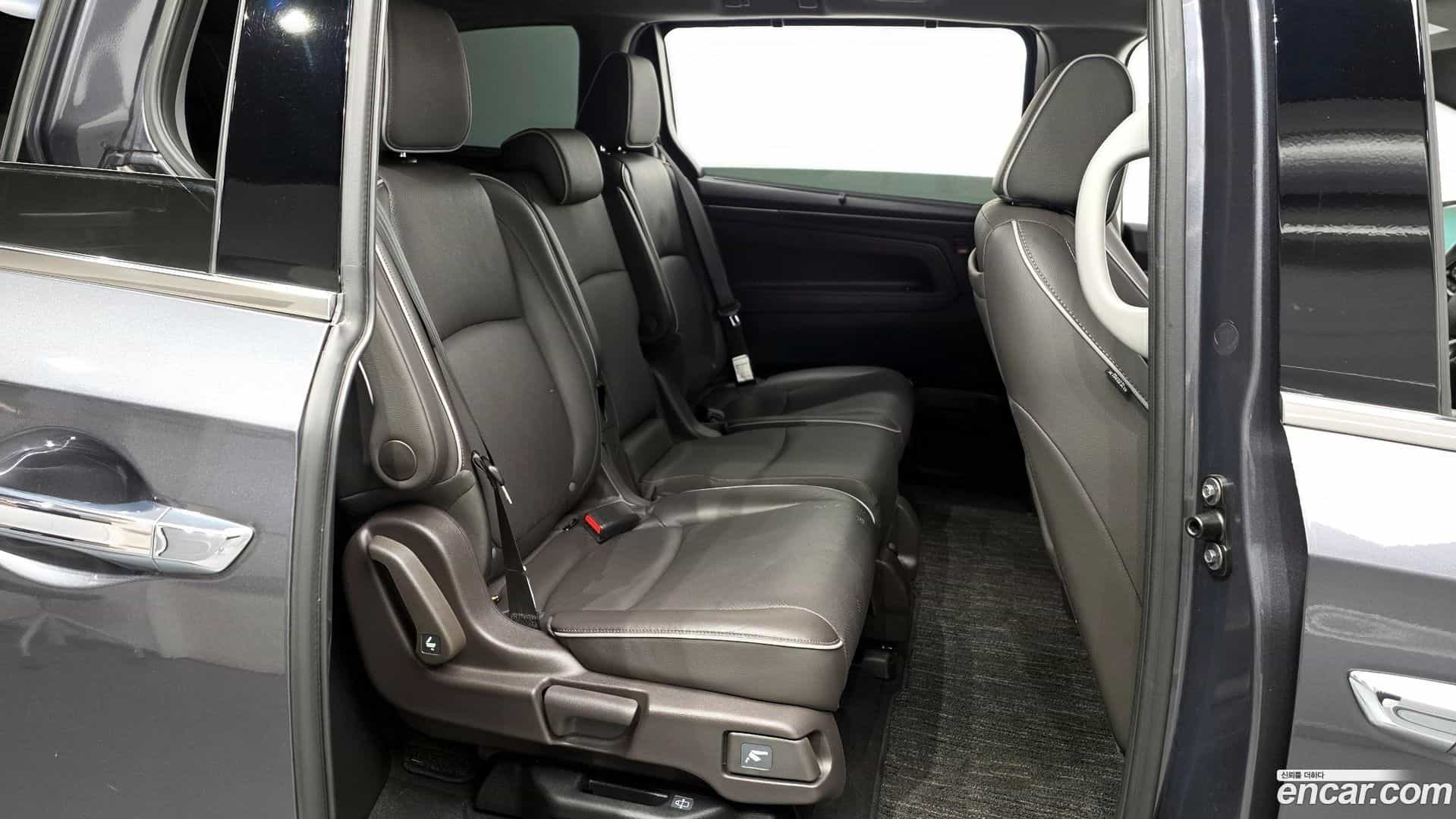 Odyssey Honda 2023.11-OPTION-016