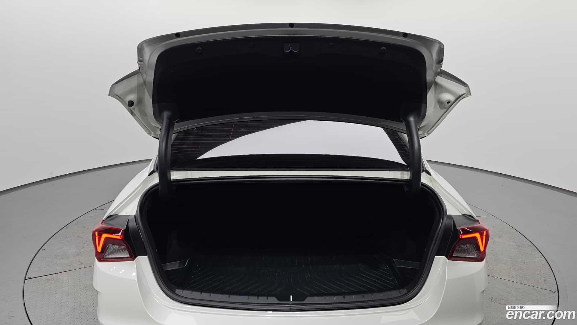 K5 Kia 2021.3-OPTION-024