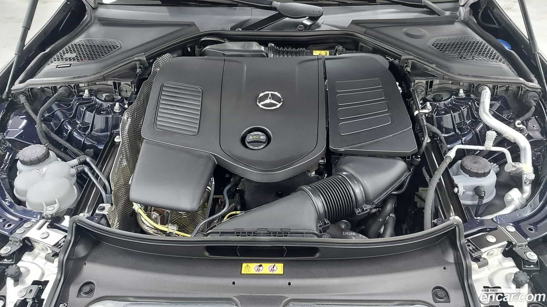 E-Class Mercedes-Benz 2025.4-OUTER-006