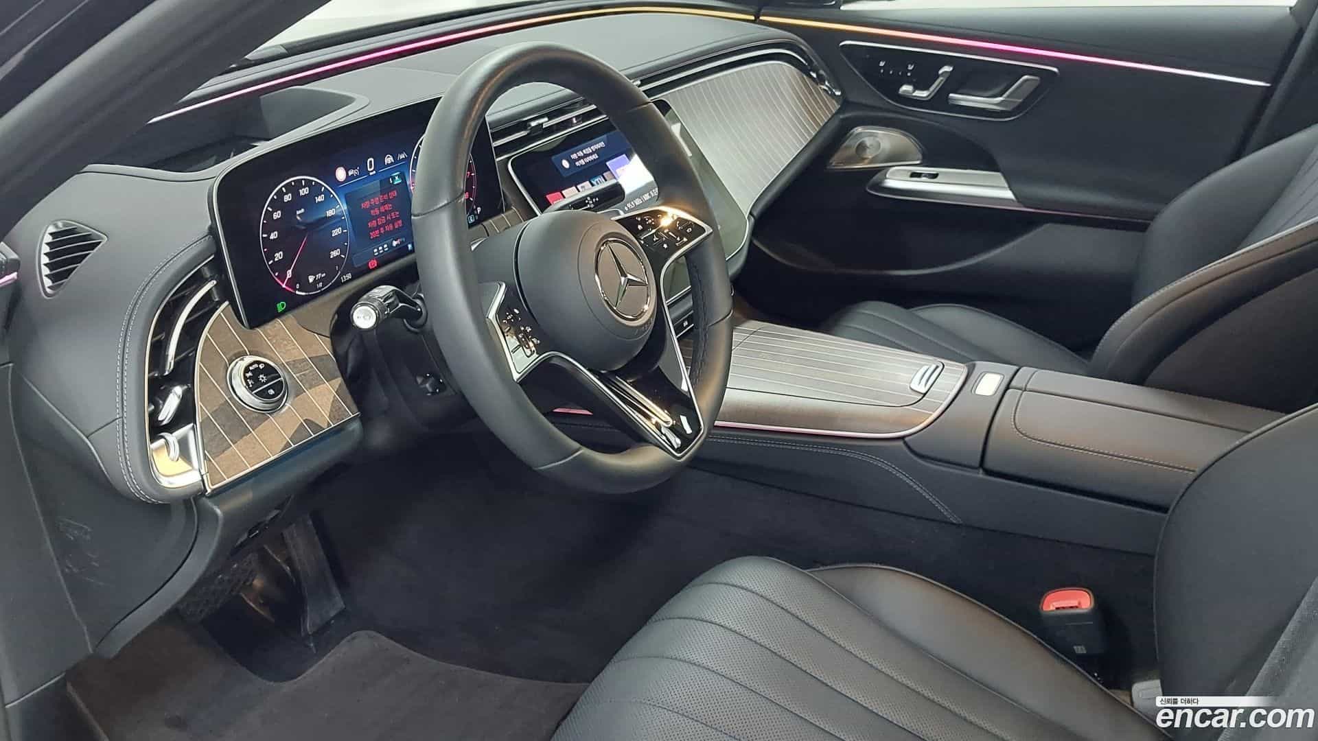 E-Class Mercedes-Benz 2025.4-OPTION-018