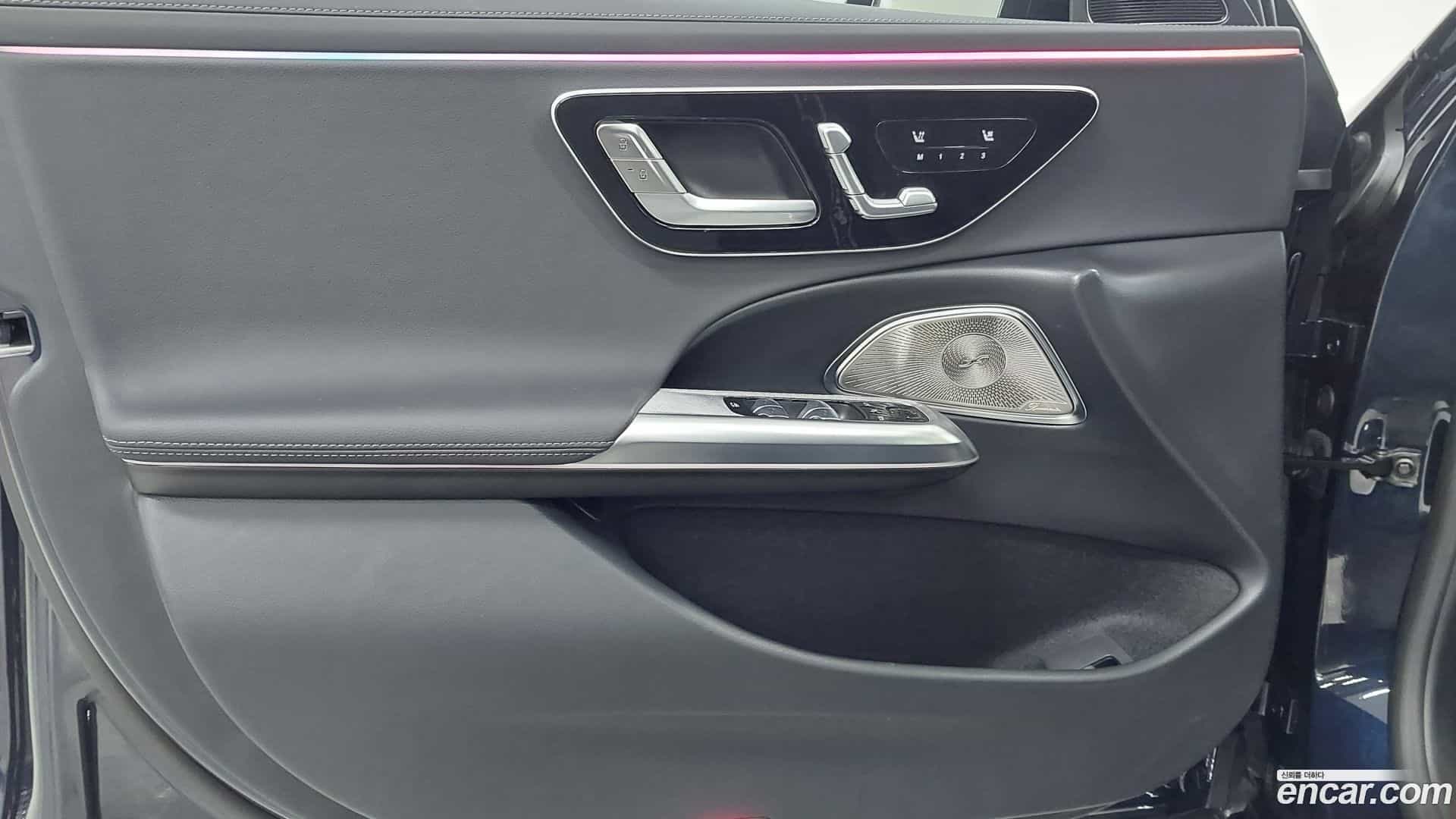 E-Class Mercedes-Benz 2025.4-OPTION-019