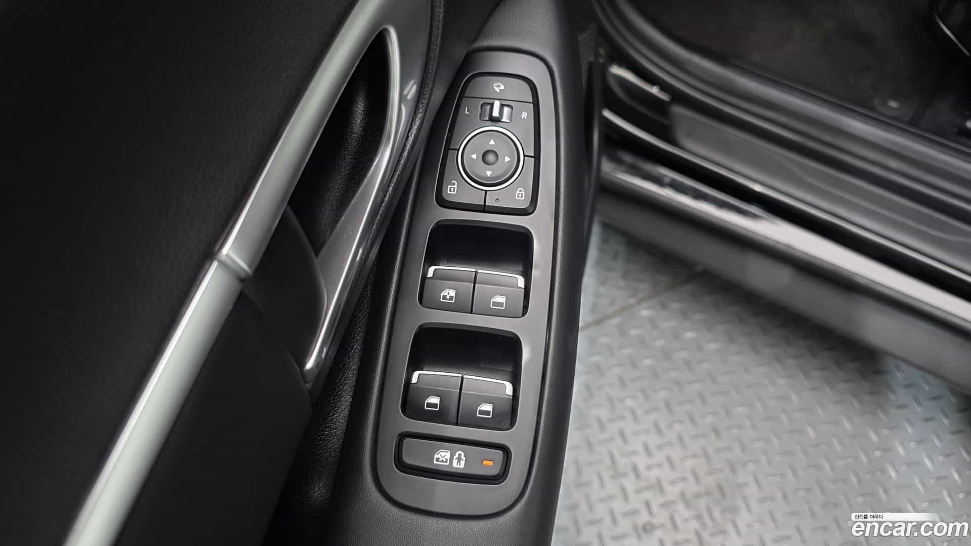 Sonata Hyundai 2019.6-OPTION-018