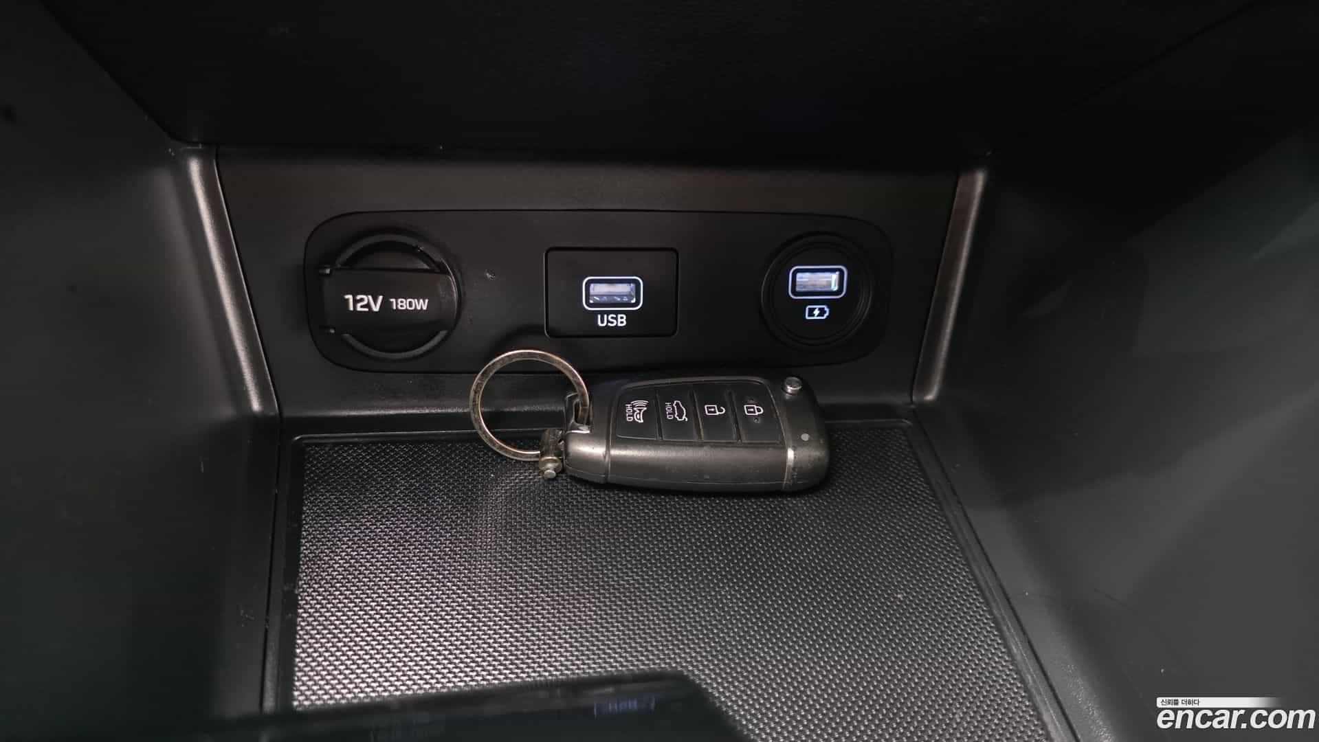 Sonata Hyundai 2019.6-OPTION-023
