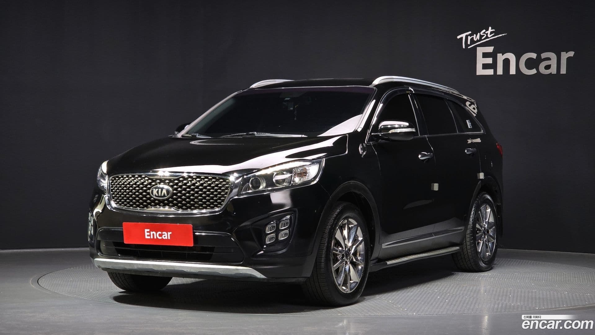 Main__Slider__Photo:Sorento Kia 2017.3-0