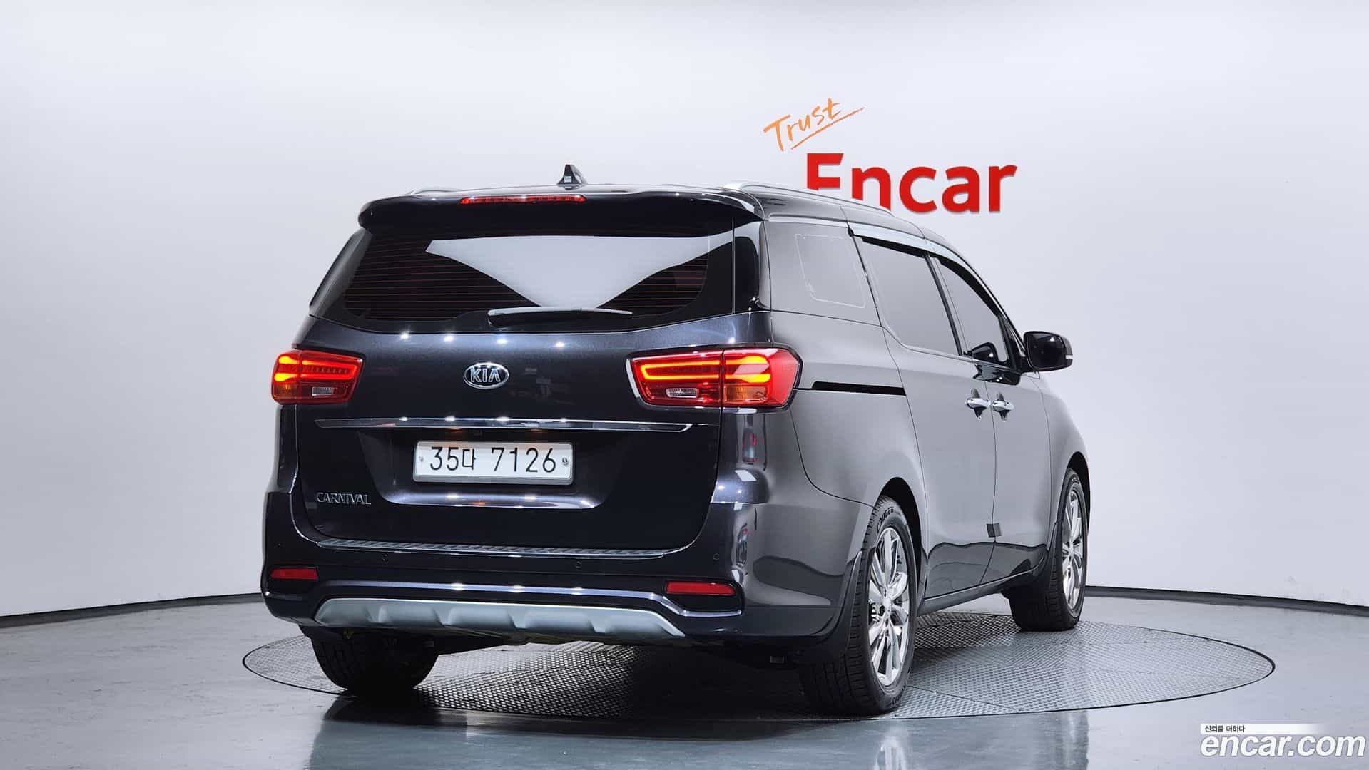 Canival Kia 2018.9-OUTER-002
